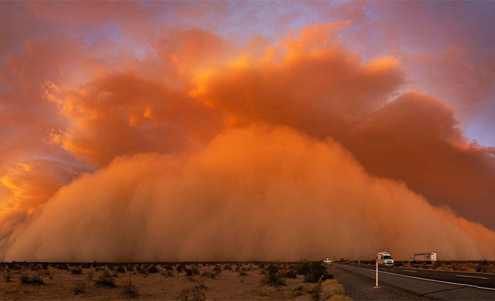Incredible images show Arizona dust storm that looks like