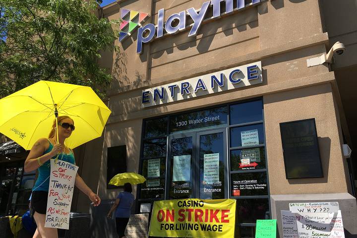 A strike affecting three casinos in the Okanagan and one in Kamloops is continuing after mediation broke down on Saturday. 