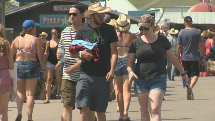 Country Thunder sets out on its last day after a storm Saturday night.