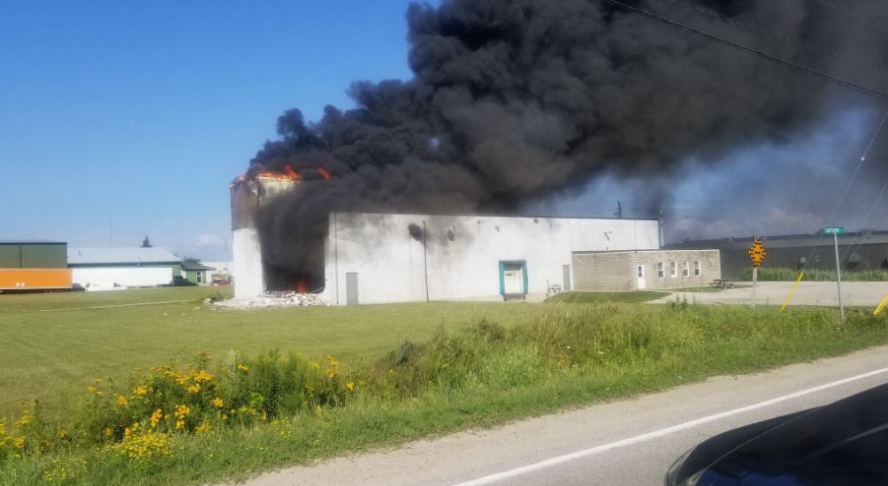 A Factory in Fergus, ON ablaze on Wednesday evening. 