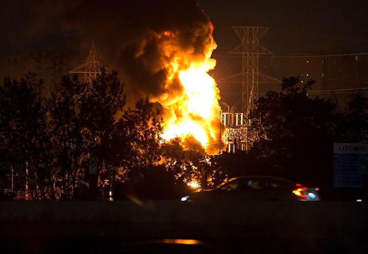 A fire at a hydro transmission station has left thousands in Toronto without power.