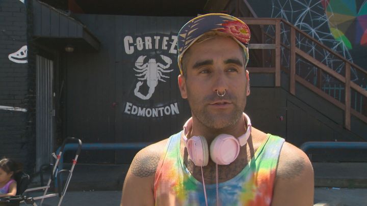 ‘The streets are for everyone’: renowned Spanish street artist almost finished 6-storey mural in Edmonton - image