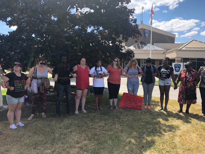 Black Lives Matter Toronto holds rally in Barrie after death of Olando ...