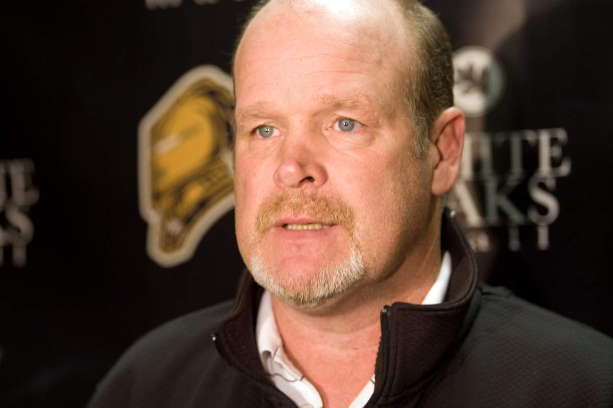 The Knights have announced that Hunter is returning to his old position as GM for the 2018-19 season.