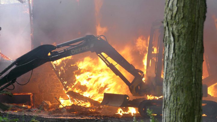 The cause of the fire is not yet known. Wednesday, Aug. 15, 2018. Pascal Marchand/Global News