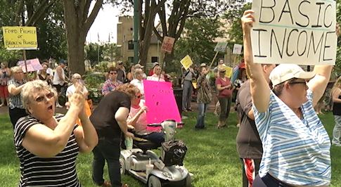 A few hundred people gathered in Lindsay on Tuesday to protest the cancellation of the Basic Income Pilot Project.