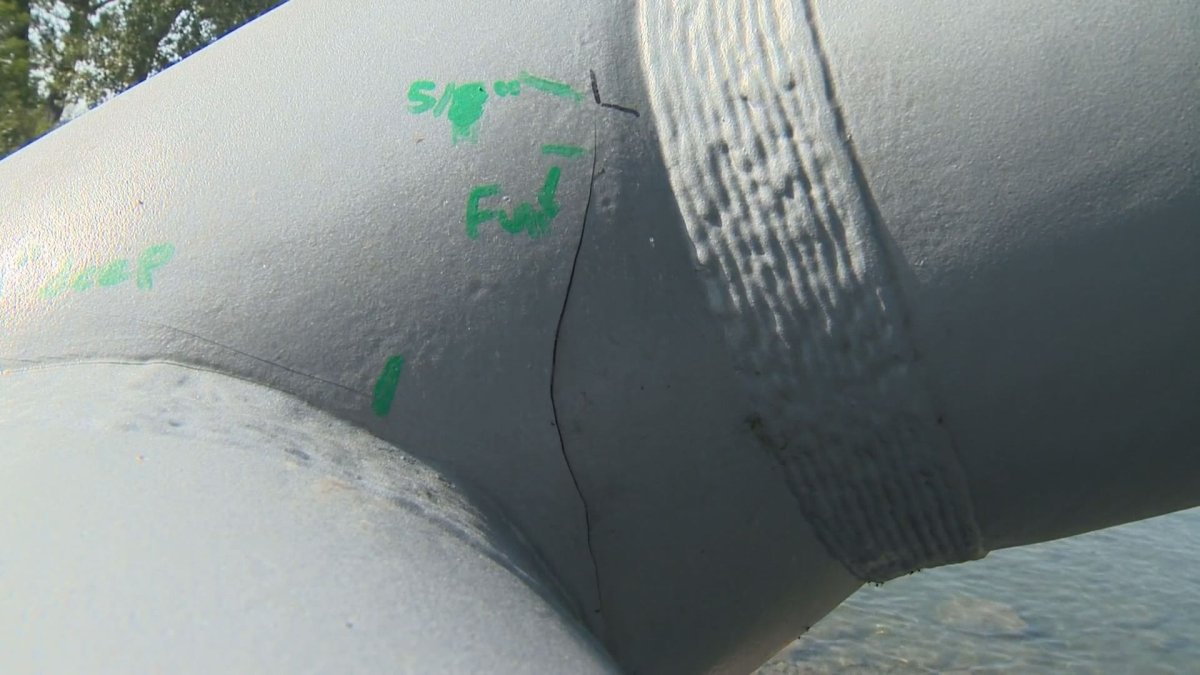 Calgary pedestrian bridge closed for 2 weeks as crack is repaired ...