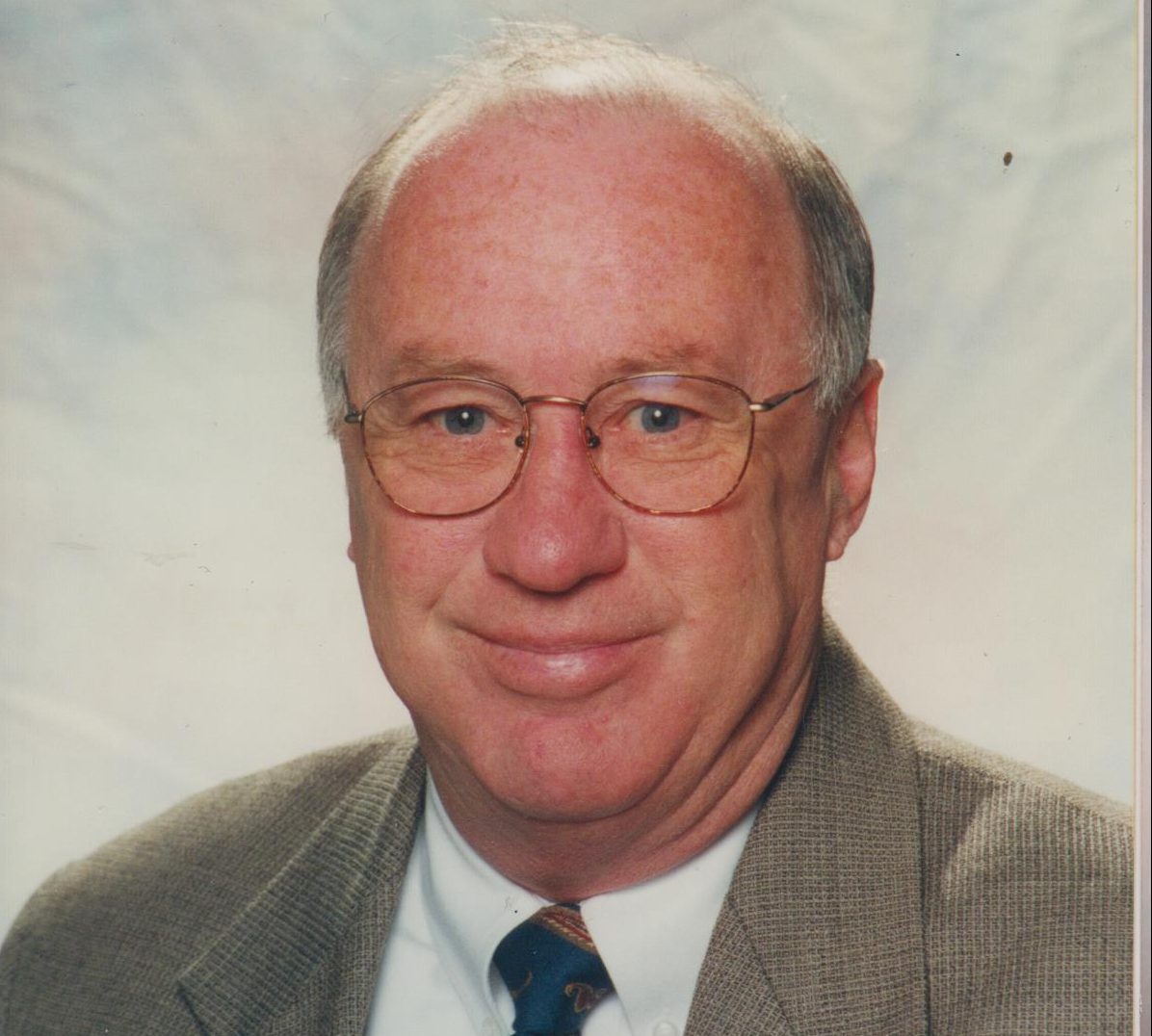 A fundraising golf tournament will honour the late Gary Dalliday, longtime sports broadcaster with CHEX TV.