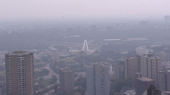 Wildfire smoke prompts air quality advisory for Edmonton and surrounding area
