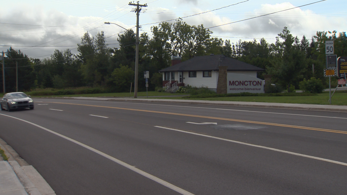 A section of Mountain Road in Moncton currently has three lanes with bike lanes.