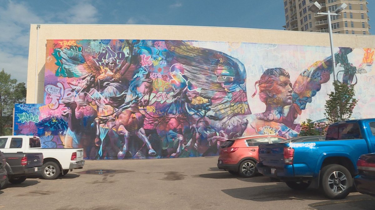 Another Stunning Mural Finished In Edmonton By Spanish Street Art Duo Edmonton Globalnews Ca