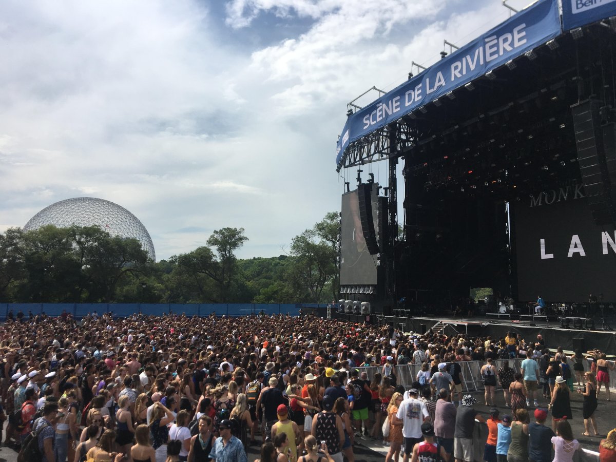 Spectators waited for an hour and assumed Scott was on site after Osheaga said there were technical difficulties.