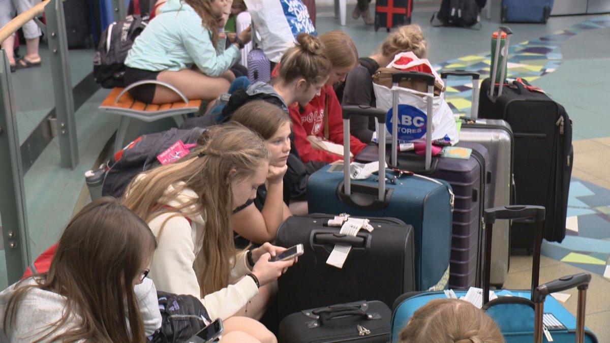 A school group from Ingersoll ON. found itself with some time to kill in Vancouver, after Hurricane Lane scrapped their Hawaiian vacation.