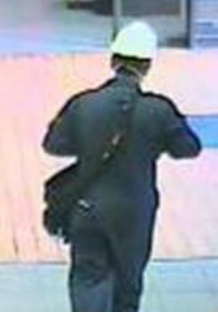 Calgary Police Service looking to identify a man believed to have robbed a CIBC bank in late August.