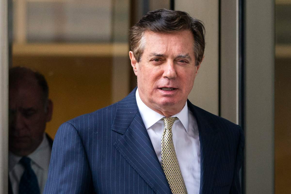 epa06963989 (FILE) – Paul Manafort, former campaign manager for US President Donald J. Trump, leaves the DC federal courthouse after asking the court to dismiss charges brought by special counsel Robert Mueller in Washington, DC, USA, 19 April 2018.