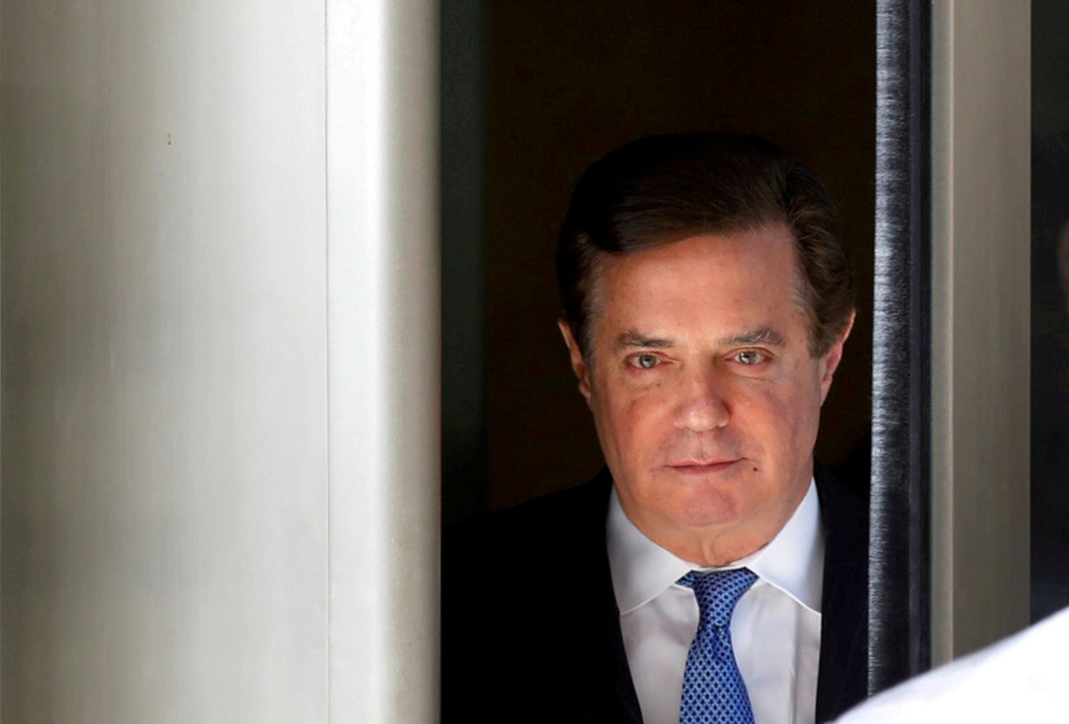 Former Trump campaign manager Paul Manafort departs from U.S. District Court in Washington, U.S., February 28, 2018. 