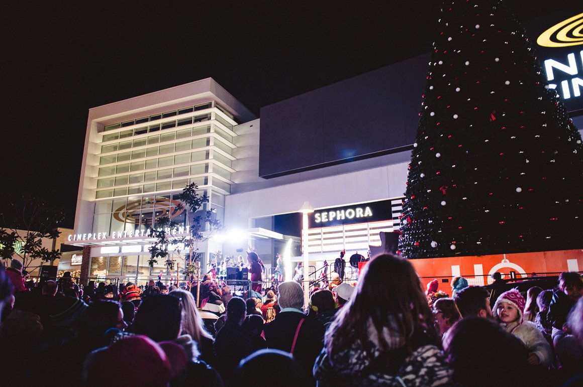 Highstreet Holiday Show and Tree Lighting - image