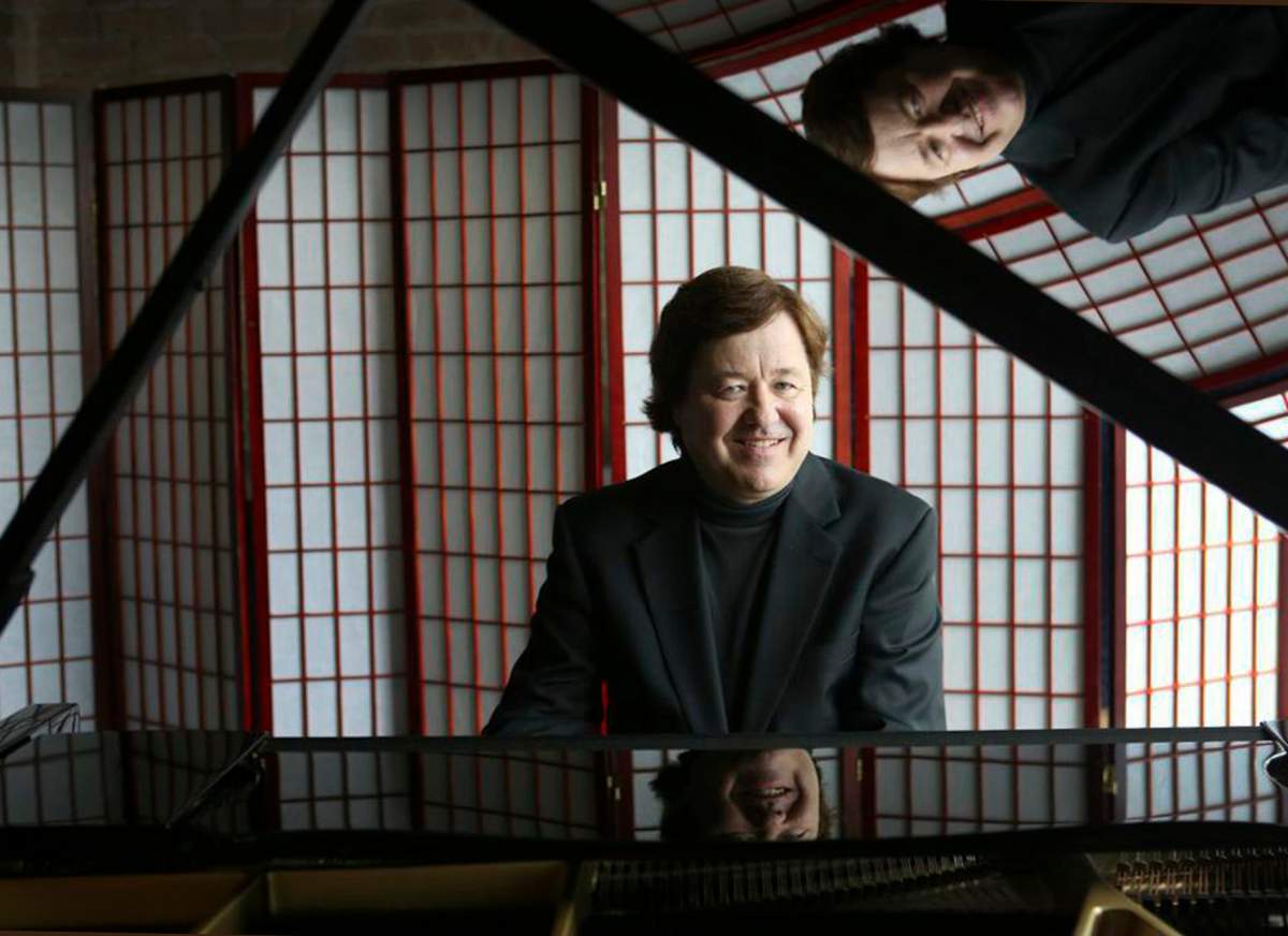 Chicago Concert Pianist Mark Damish - image