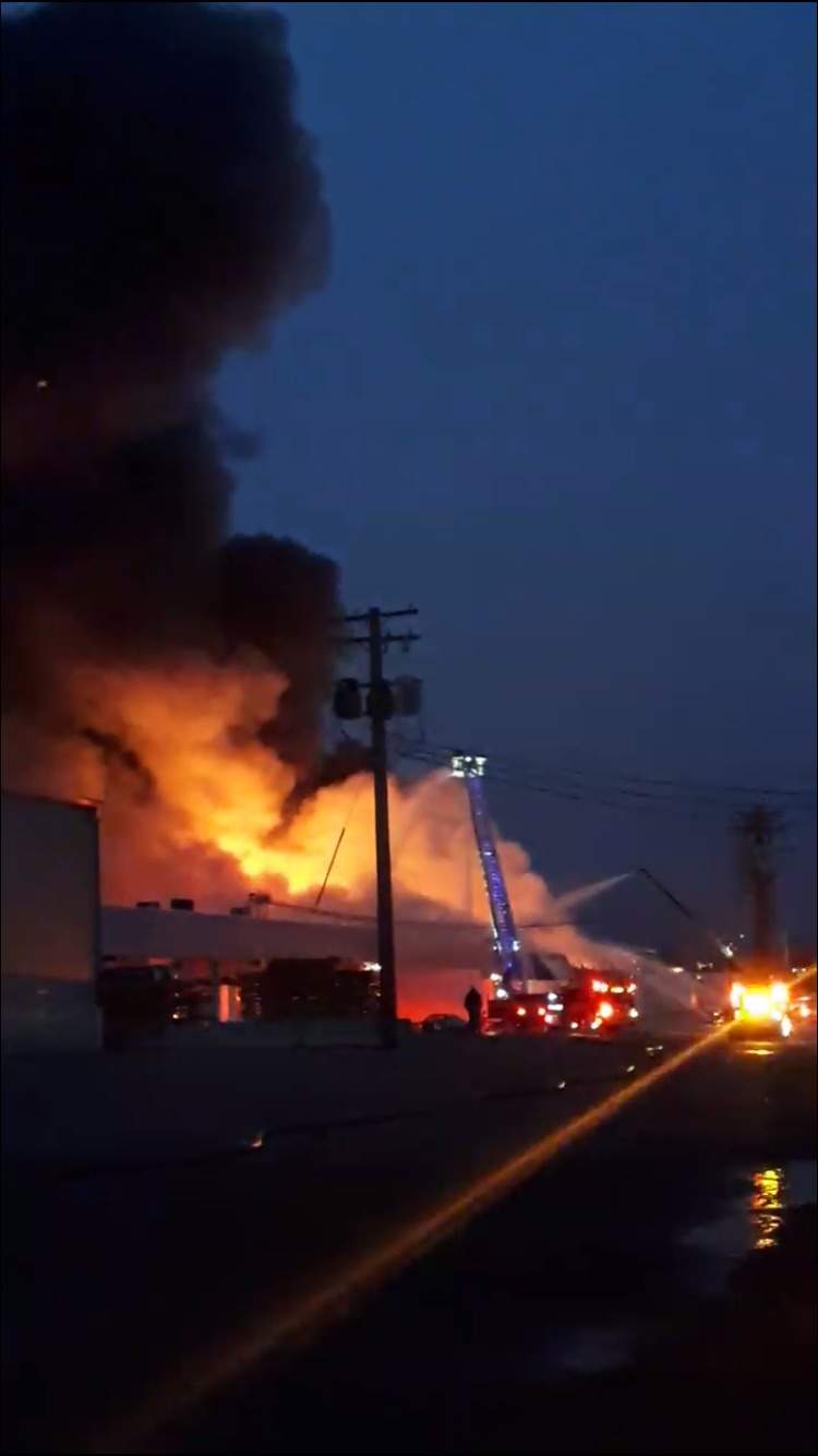 Kelowna commercial building a write-off following fire - image