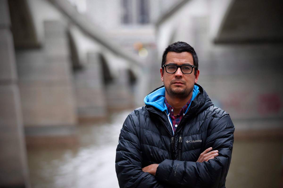 Author David Alexander Robertson  is photographed beside Winnipeg's Red River, Wednesday, November 11, 2015. 