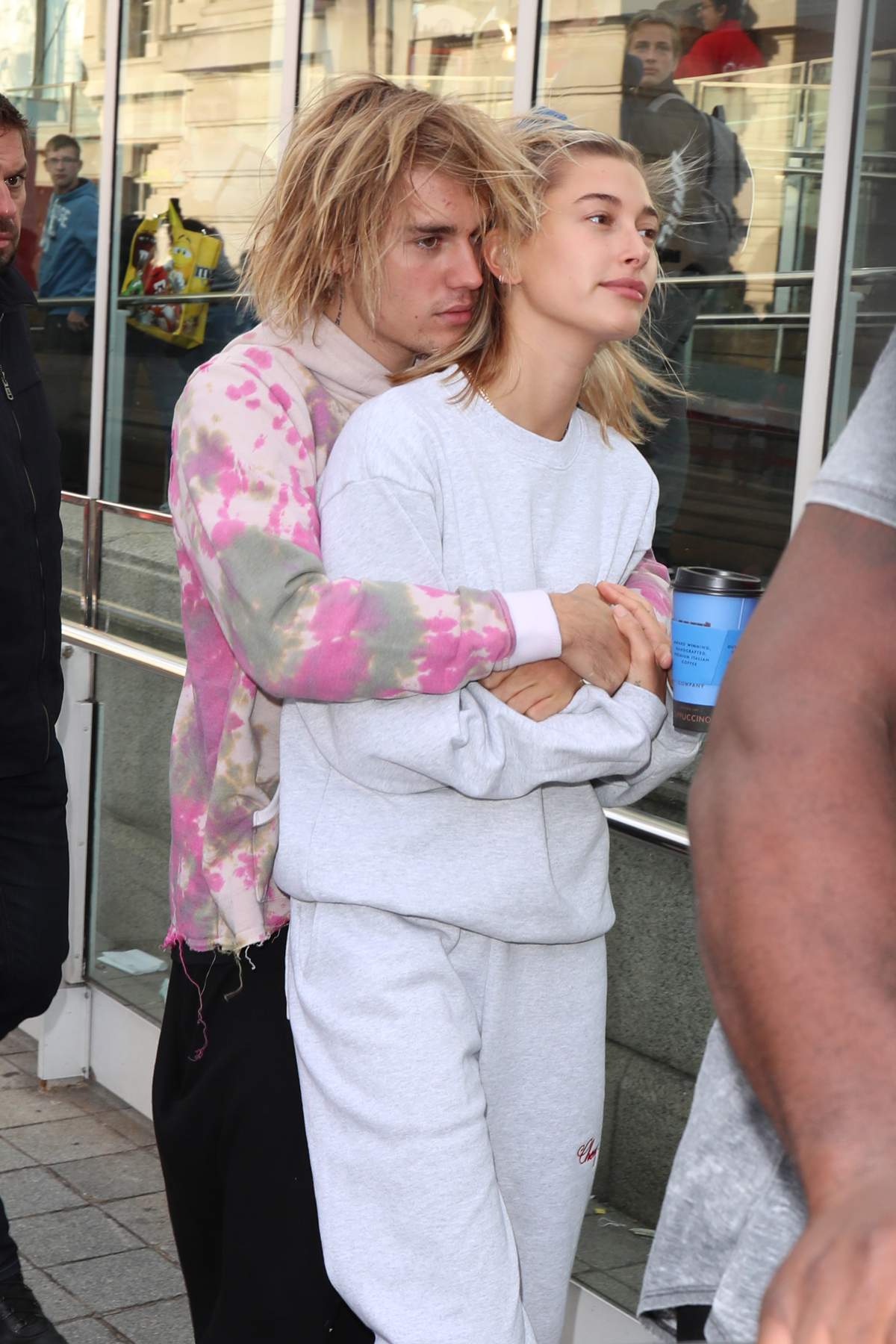 Justin Bieber and Hailey Baldwin visiting the London Eye on September 18, 2018 in London, England. (Photo by Neil Mockford/GC Images)