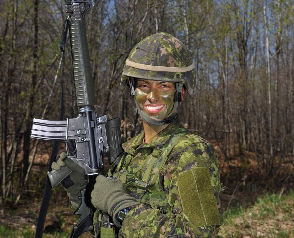 Canadas Armed Forces Struggling To Hit Diversity Goals Turns To New