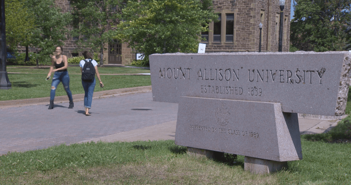 Центърът за чернокожи студенти в университета Маунт Алисън е обект на реч на омразата