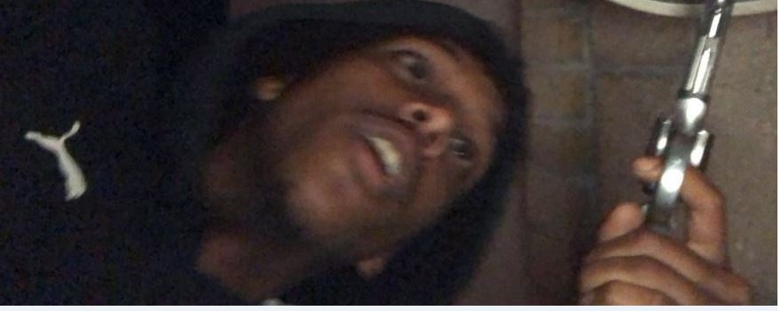 Ottawa police are seeking the public’s assistance in identifying a suspect in a robbery that occurred on Aug. 15 in the area of St. Laurent Boulevard
