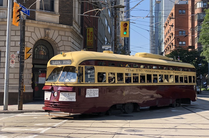 TTC marks 80th anniversary of vintage PCC streetcar with ceremonial ride -  Toronto | Globalnews.ca