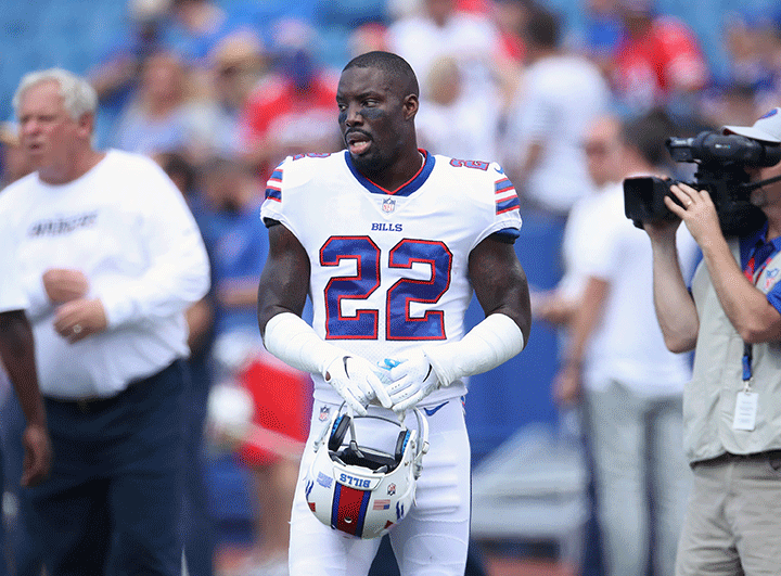  Vontae Davis of the Buffalo Bills during pre-game warmups prior to the start of NFLaction against the Los Angeles Chargers at New Era Field on September 16, 2018 in Buffalo. 