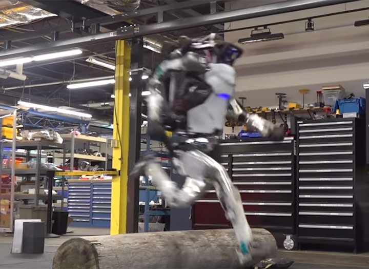 parkour robot boston dynamics
