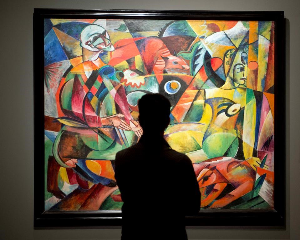 Research conducted at Montreal's Museum of Fine Arts by McGill University geriatric medicine experts found that participating in a group activity such as painting or drawing is beneficial on many levels.