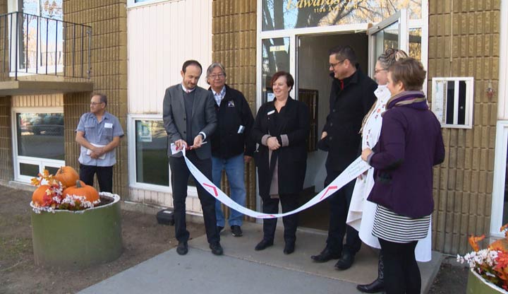A new housing project for people experiencing chronic and episodic homelessness in Saskatoon officially opened on Monday.