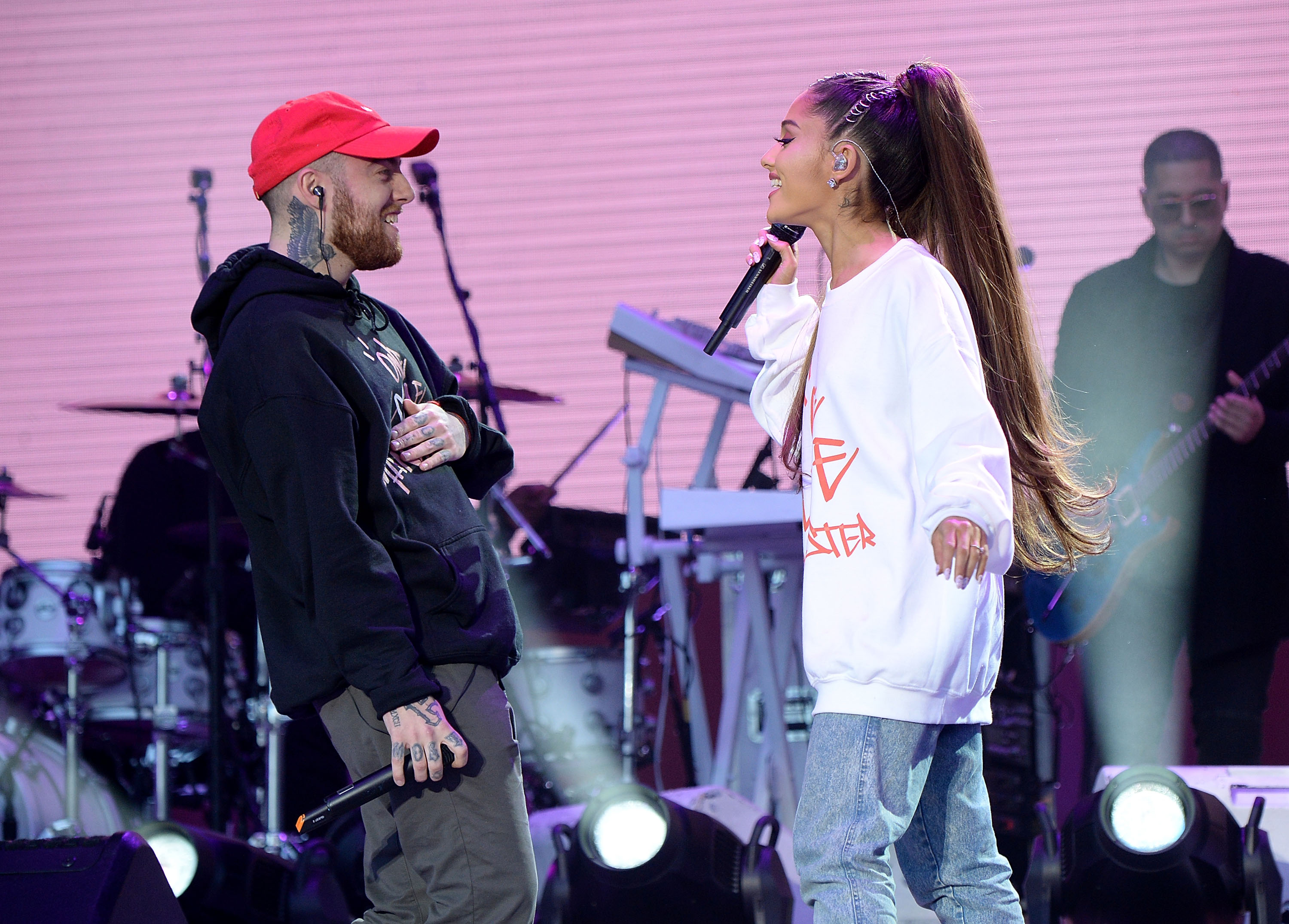 mac miller and ariana grande dating 2017