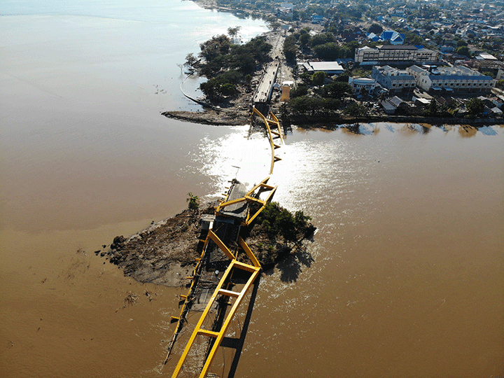 A collapsed bridge is pictured in Palu, Indonesia’s Central Sulawesi on October 1, 2018.