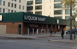 Continue reading: Partnership put Winnipeg police officers in Manitoba Liquor Marts