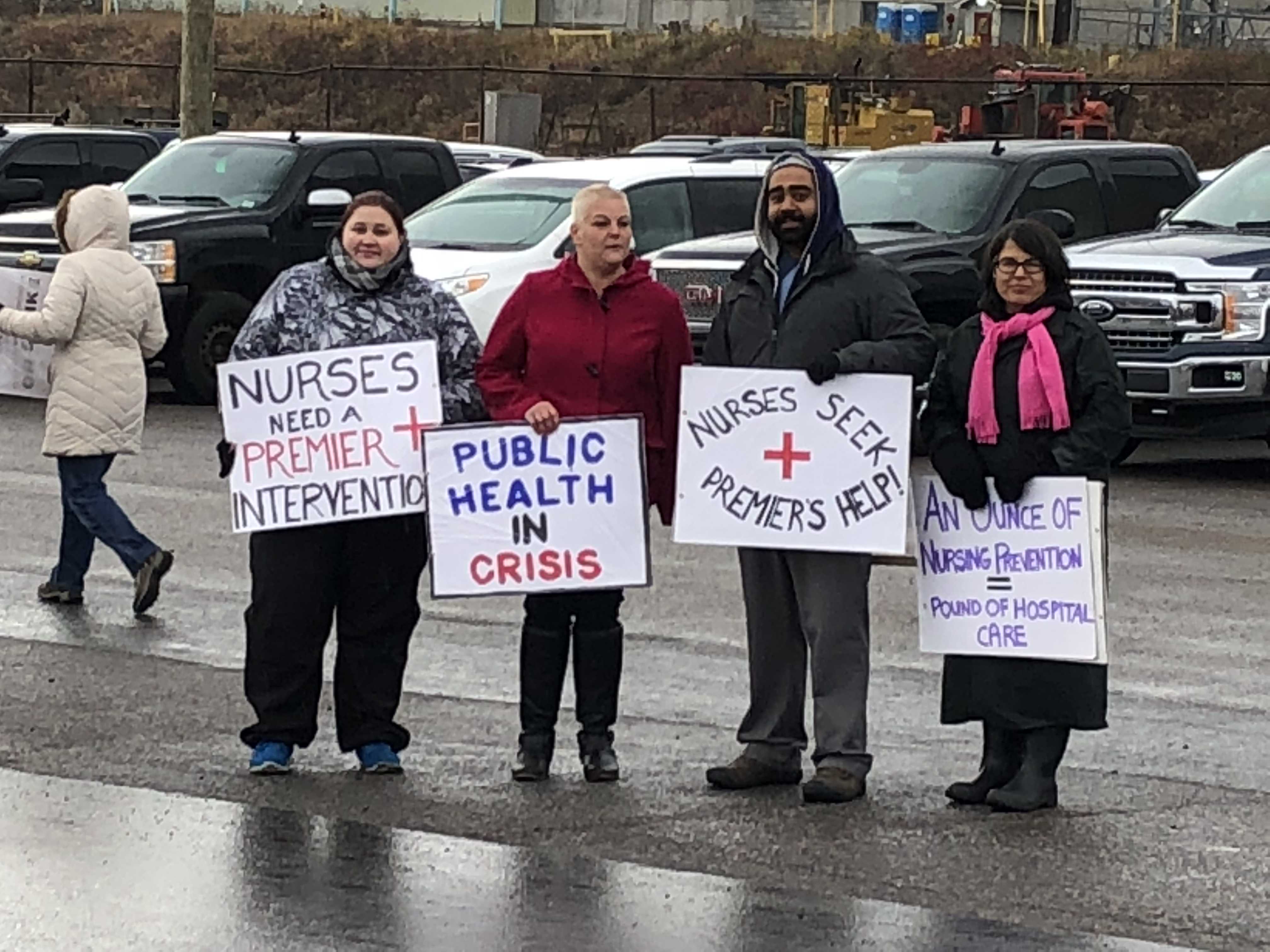 Striking public health nurses in Thunder Bay appeal to Doug Ford