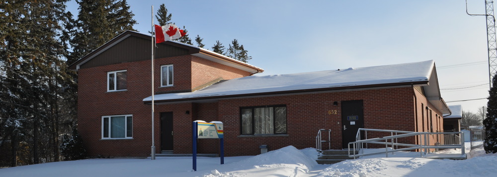 Beausejour and Oakbank RCMP officers are investigating a pedestrian-vehicle collision that left one person dead, on Sept. 28, just outside the Manitoban community of Dugald.