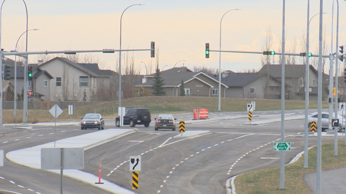 The final stage of Metis trail from Garry Drive to Walsh Drive has opened to traffic.