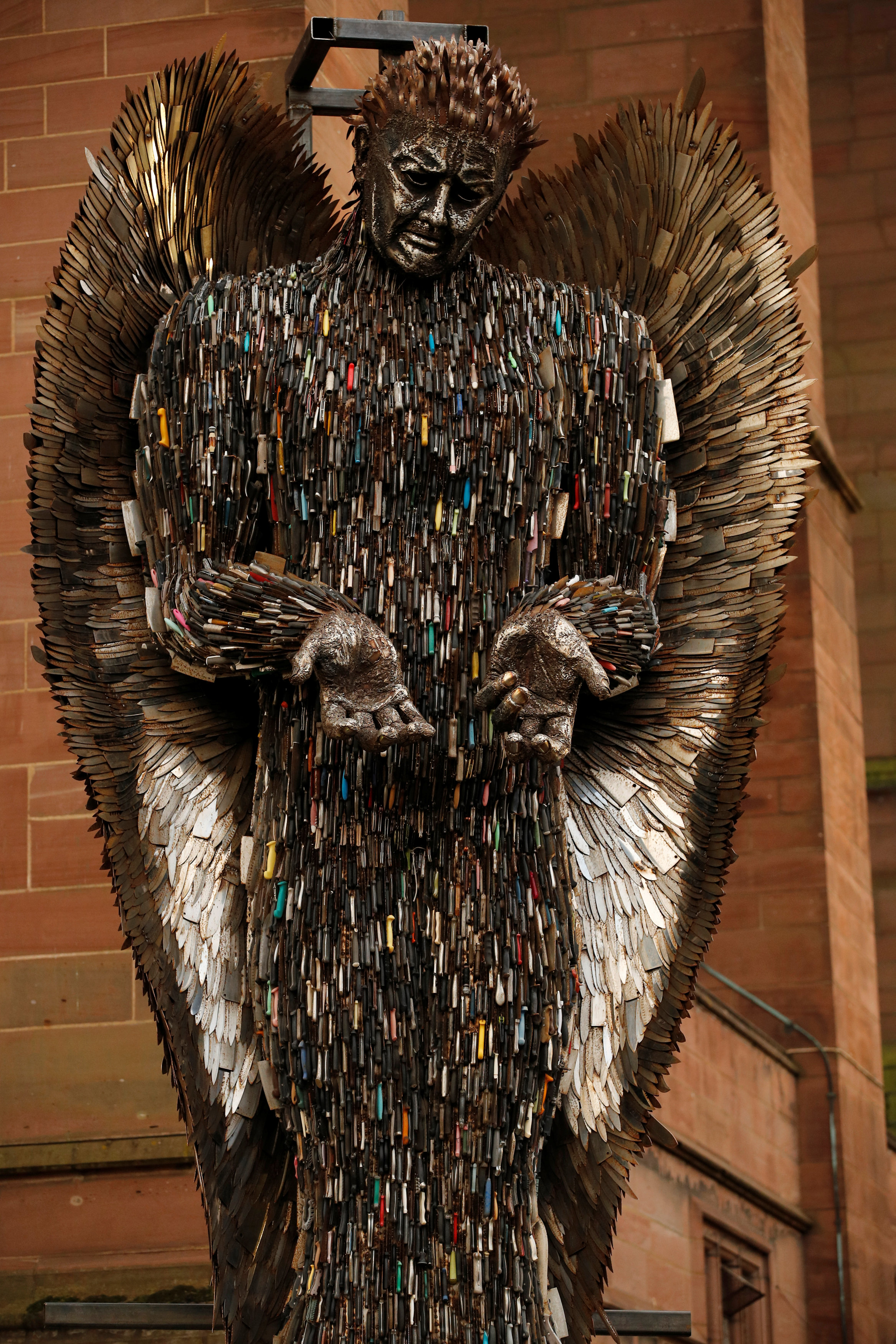 Sculpture Made With 100 000 Confiscated Blades Highlights UK Knife   2018 11 29t152341z 172626688 Rc1b17e93fd0 Rtrmadp 3 Britain Knives Sculpture 