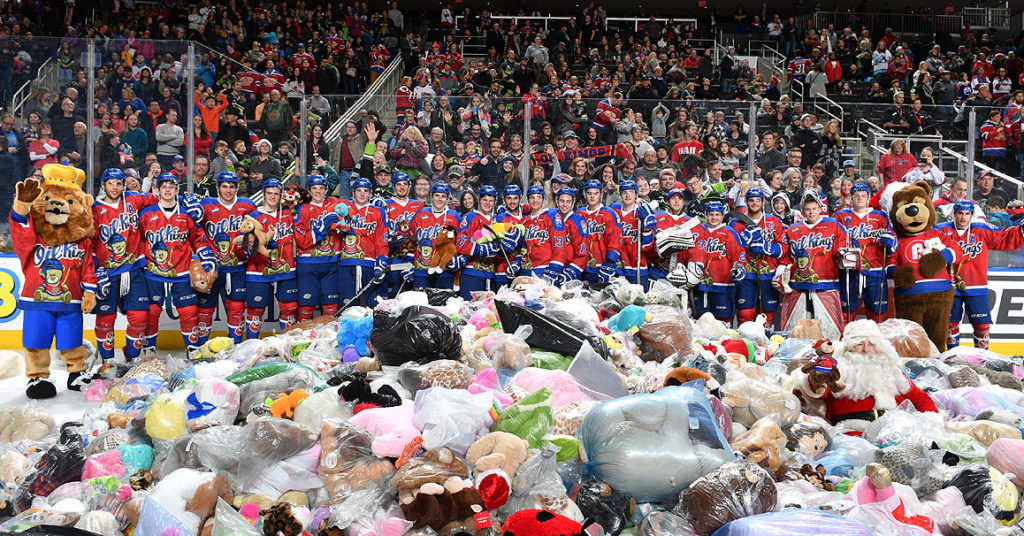 Edmonton Oil Kings Teddy Bear Toss in the Sportsnet Club - image