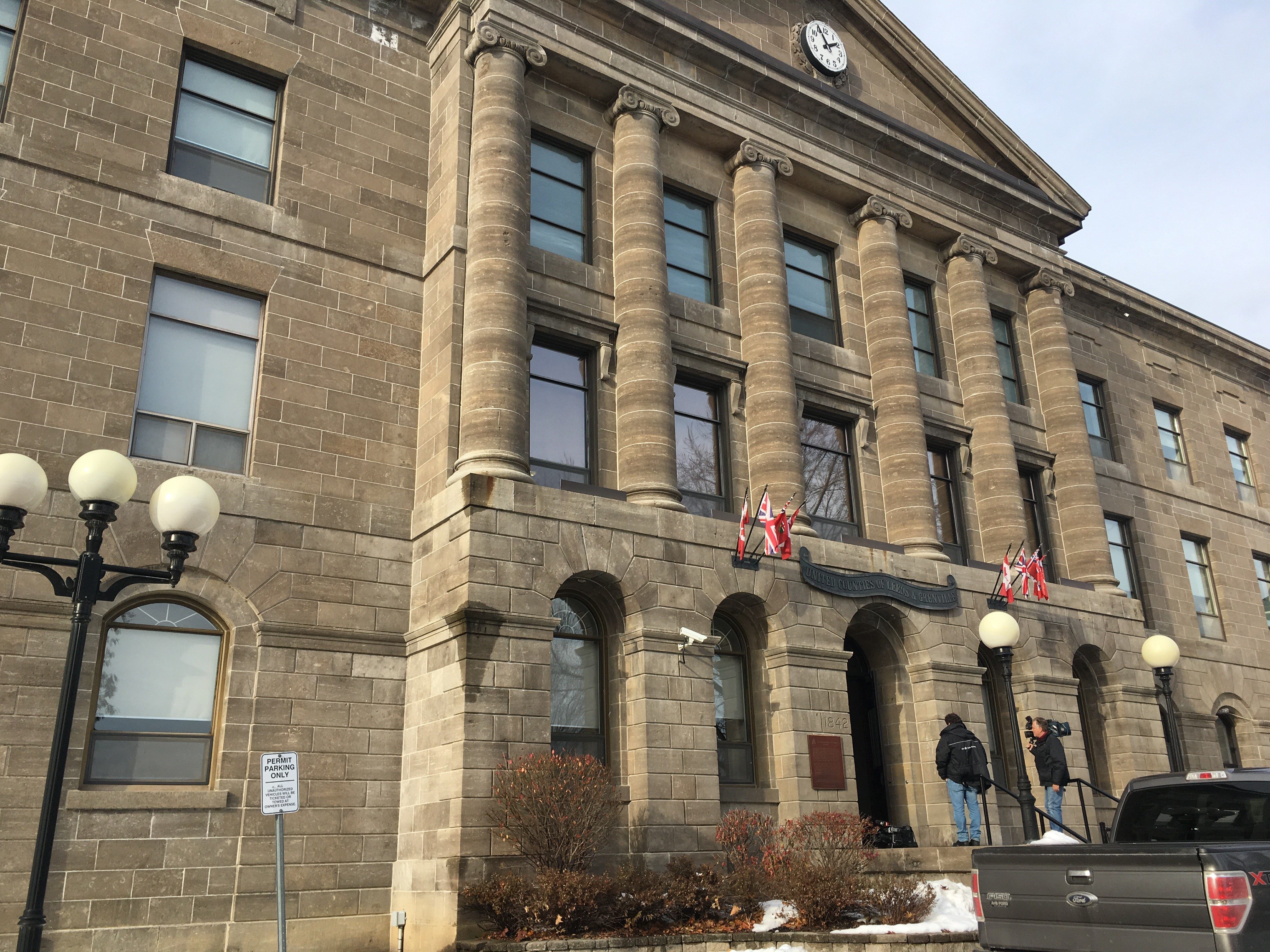 Мъж от Броквил издирван с канадска заповед за неявяване в