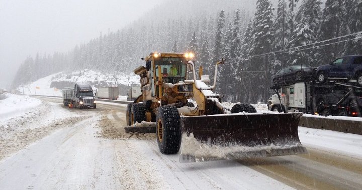 Warning issued as ‘heavy snowfall’ forecast for Coquihalla Highway