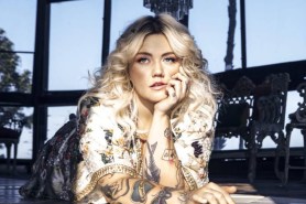 Elle King Dishes on Fame in 2018 Interview: "How You Get Famous is Not the Same"