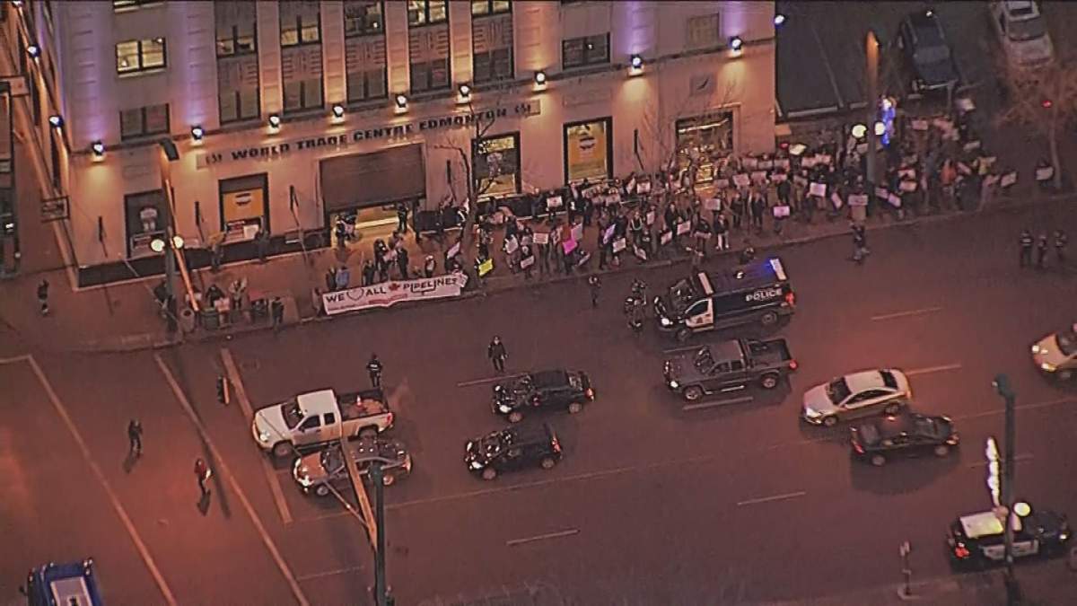 Canada Action Coalition pro-oil demonstrators on Jasper Avenue in downtown Edmonton, outside where Natural Resources Minister Amarjeet Sohi was speaking before the Edmonton Chamber of Commerce. Friday, Nov. 30, 2018.