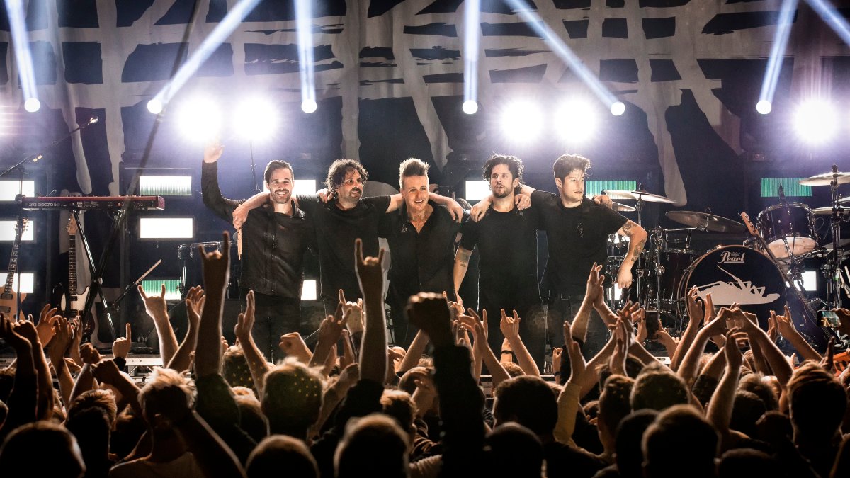 Jacoby Shaddix Wants Fans to Find Hope in Papa Roach's Music