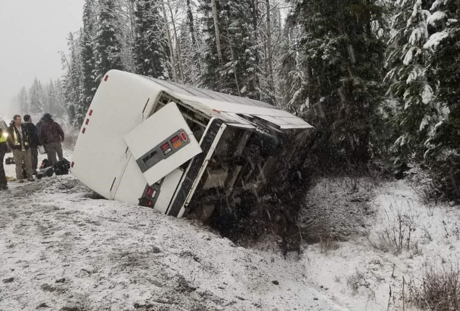16 people taken to hospital, 3 in critical condition, after bus crash ...
