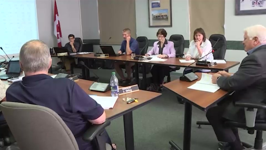 Outgoing Gananoque town council challenged about rushing decisions - image