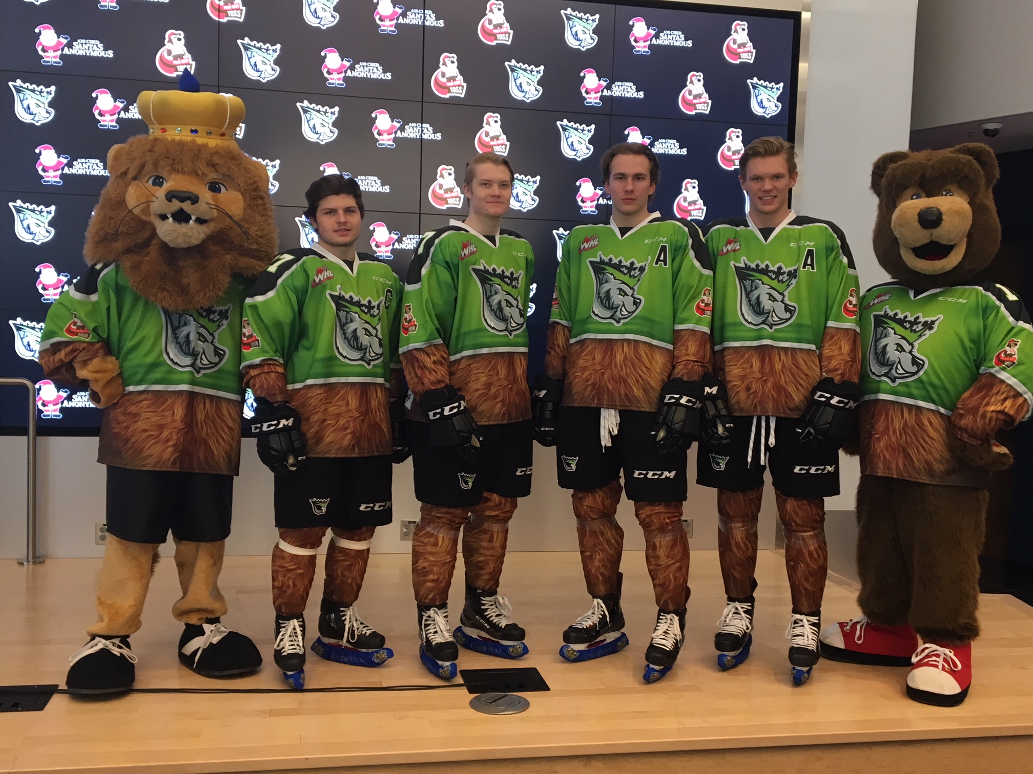 Oil Kings unveil Teddy Bear Toss jerseys ahead of game in support of 630  CHED Santas Anonymous - Edmonton