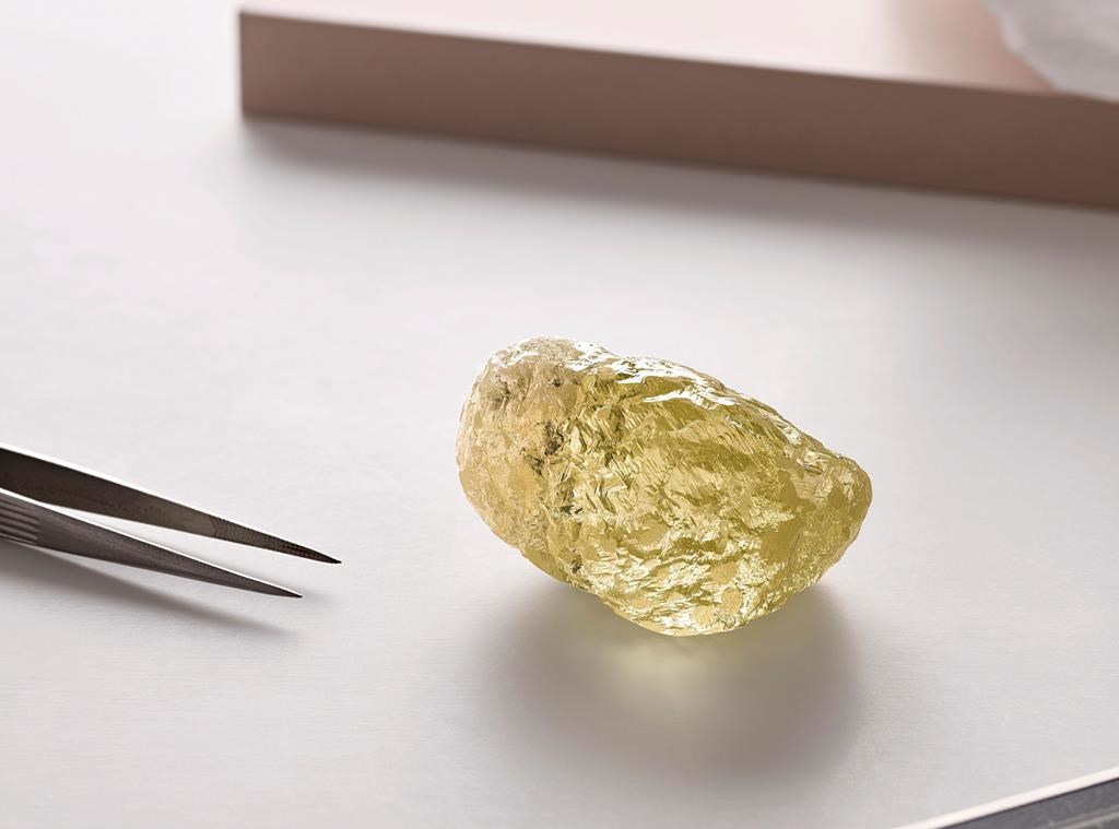 A 552-carat yellow diamond unearthed in October at the Diavik Diamond Mine, approximately 217 kilometers south of the Arctic Circle in Canada’s Northwest Territories is shown in this undated handout image. A Canadian mining firm says it has unearthed the largest diamond ever found in North America. THE CANADIAN PRESS/HO-Dominion Diamond Mines ULC *MANDATORY CREDIT*.
